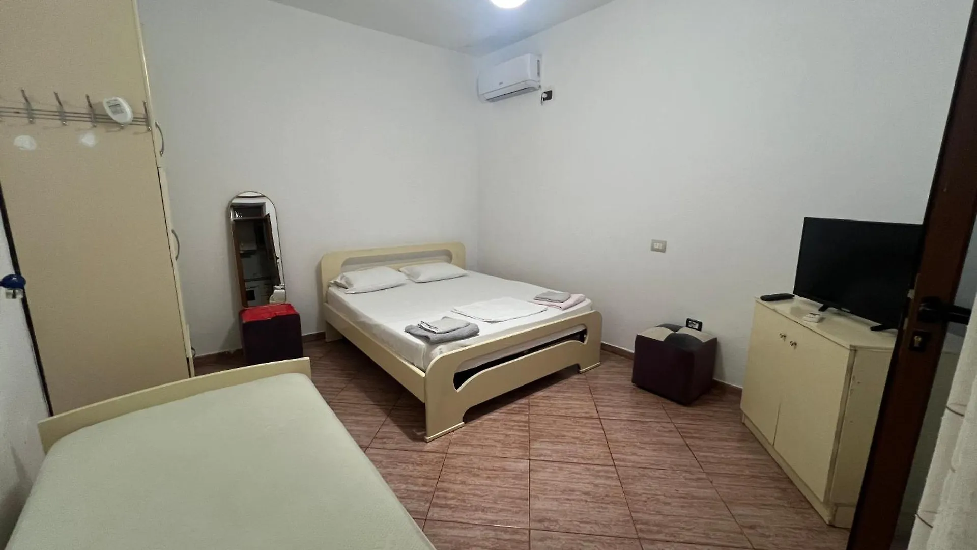 Mateo Villa Vlore Albania